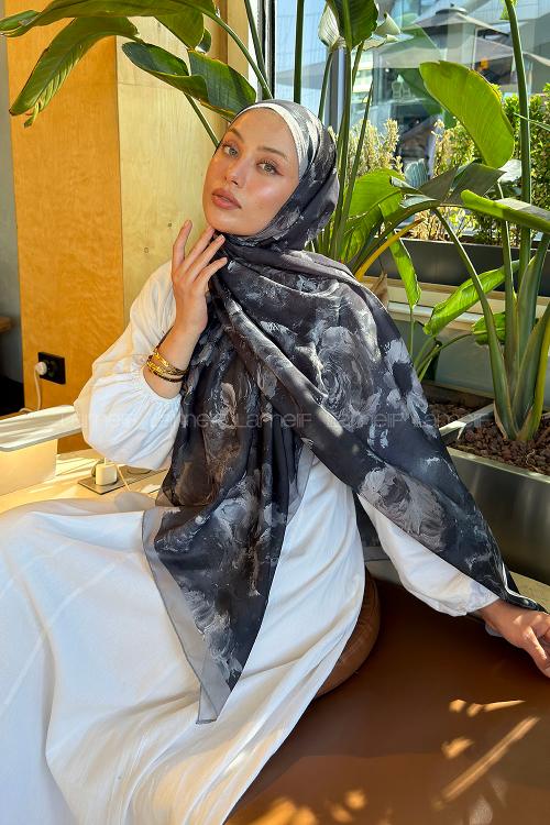 Lamelif Gül Çiçek Desen Lara Soft Şal Siyah Füme