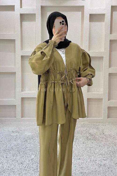 Lamelif Fırfırlı Bağcıklı Pantolonlu Takım Yağ Yeşili