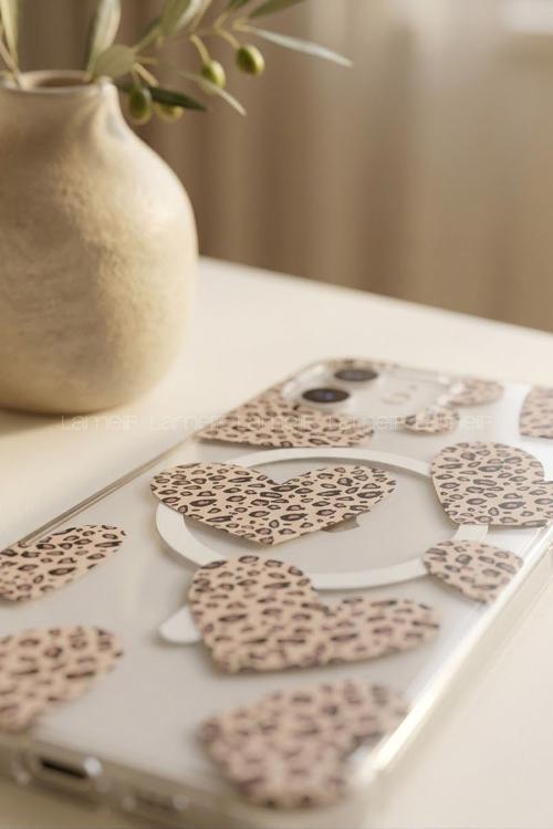 Lamelif iPhone 11 Leopar Desenli Kalp Güçlü Magsafeli Telefon Kılıfı