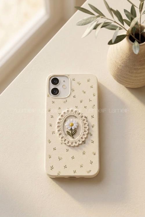 Lamelif iPhone 11 Vision Trend Dantel Çerçeveli Nakış İşlemeli  Detaylı Kılıf