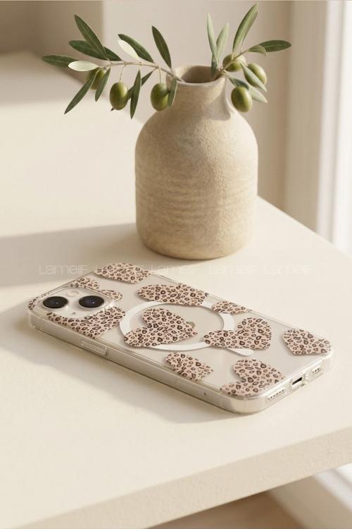 Lamelif iPhone 13 Leopar Desenli Kalp Güçlü Magsafeli Telefon Kılıfı