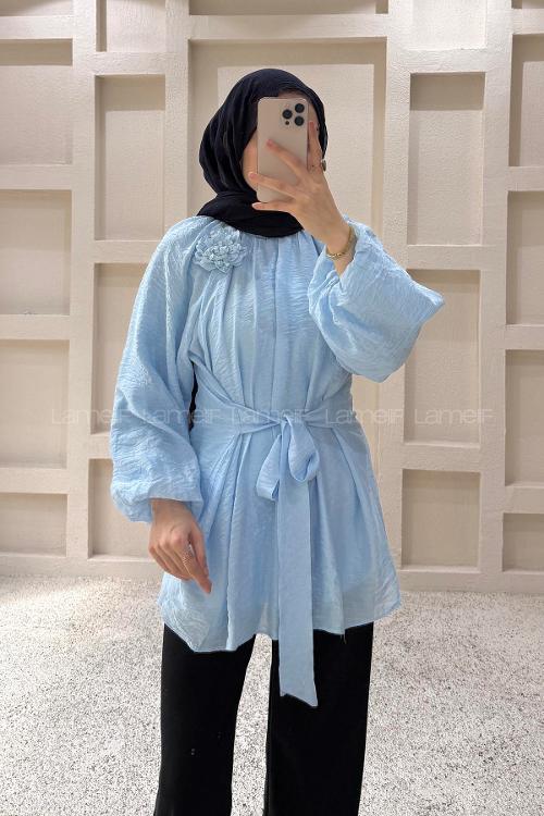 Lamelif Gül Broşlu Balon Kol Tunik Mavi