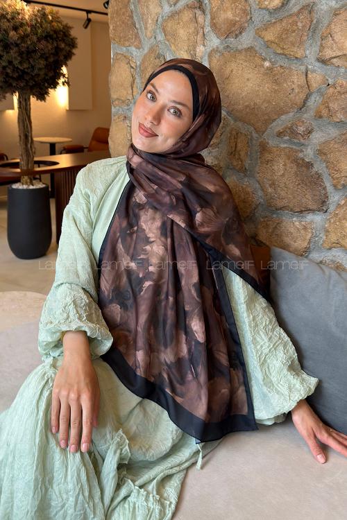 Lamelif Poeny Desen Lara Soft Şal Siyah Kahverengi