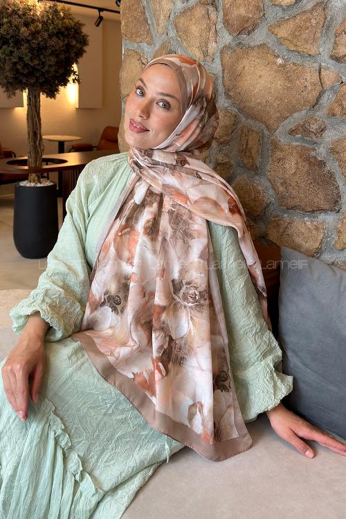 Lamelif Poeny Desen Lara Soft Şal Sütlü Kahve