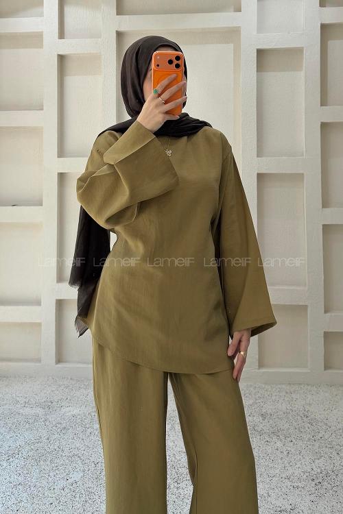 Lamelif Dökümlü Bluz Ve Pantolon Takım Yağ Yeşili