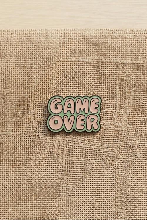 lamelif Game Over Broş