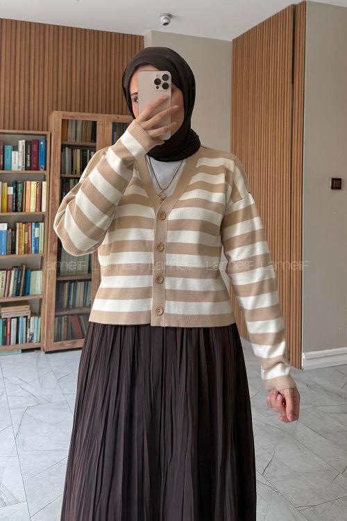 Lamelif Çizgili Crop Hırka Camel