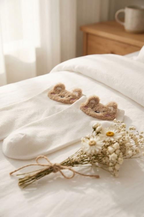 Lamelif Yıkamalı Kulaklı Ayı Desenli Çorap