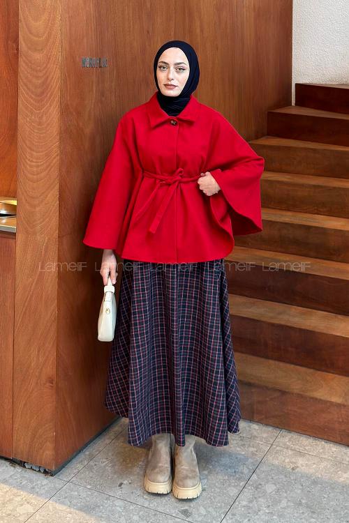 Lamelif Bağlama Detaylı Kaşe Panço Kırmızı
