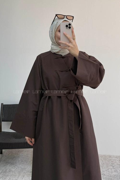 Lamelif Süs Düğmeli Bağlamalı Uzun Trenç Kahverengi